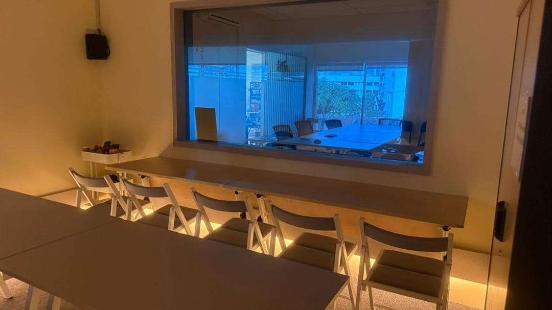 Observation room alternate view